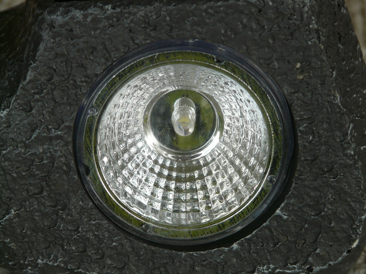 Halogen spot lamp